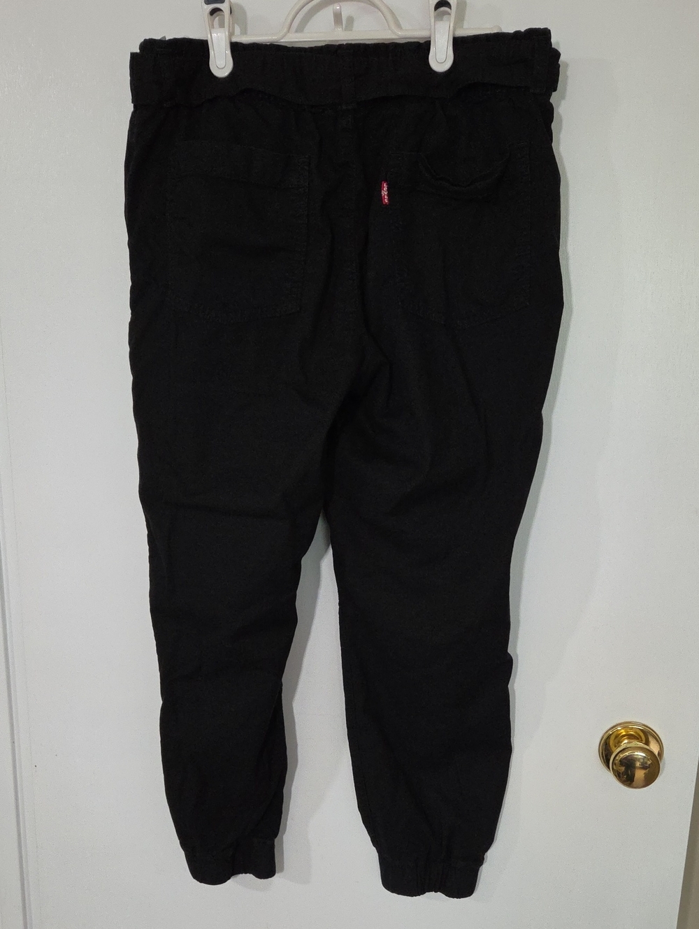 Levi's Joggers - Picture 3 of 8